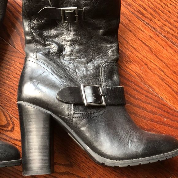 Leather boots - Picture 2 of 4